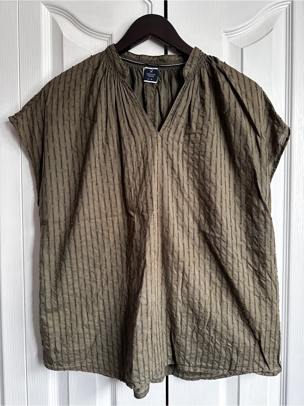 Women’s Denver Hayes Olive Green Short-Sleeve Blouse Large